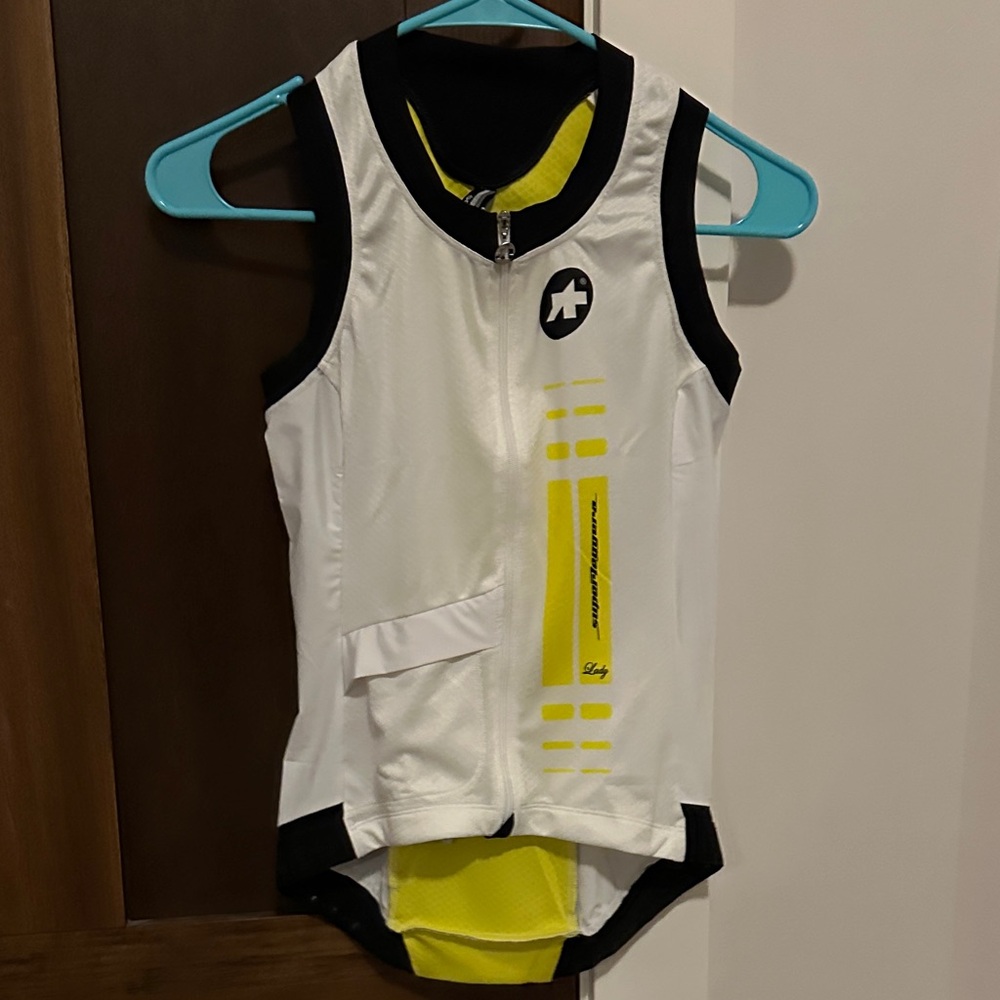 Assos Super Leggera Sleveless Cycling Jersey white and yellow